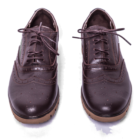 Dark brown brogues.
