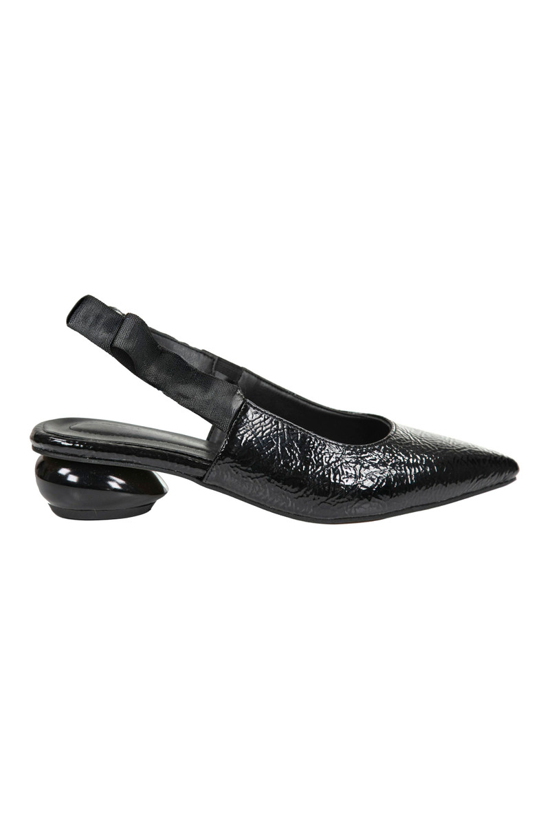 A black crinkle-patent slingback with a sculpted heel.